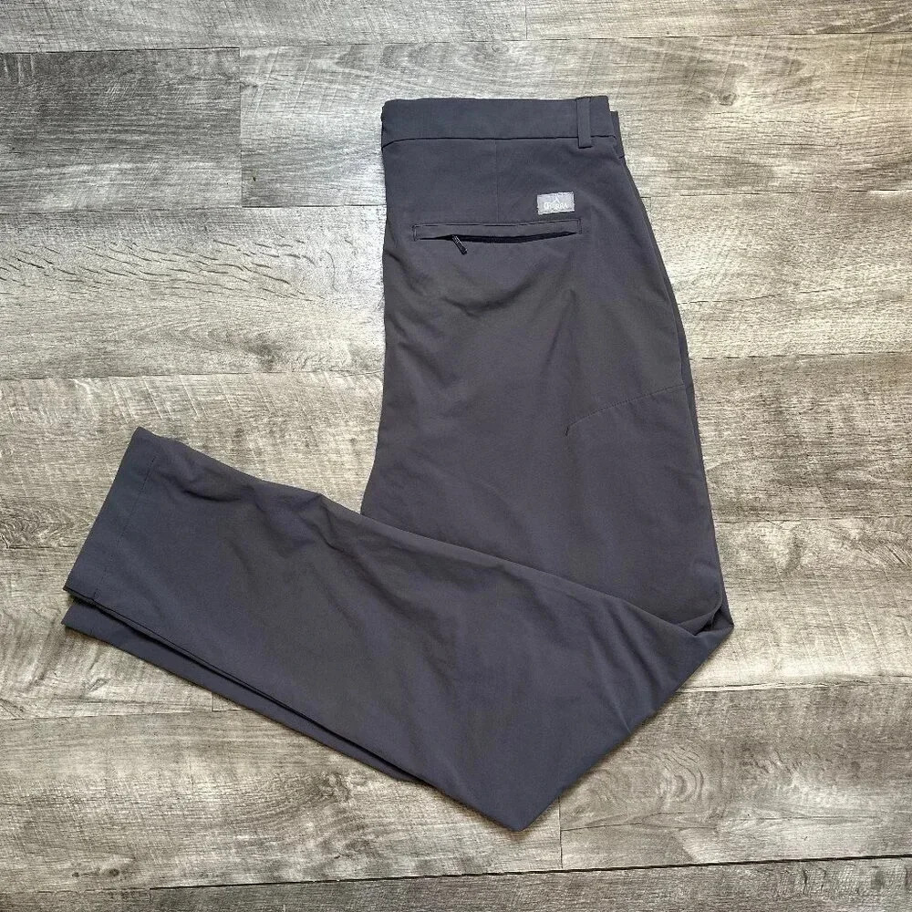 Tierra Transpose Hiking / Cycling Pant in Size US 32 Charcoal Grey